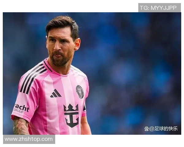 足球明星高仿图片高清展示让你领略球场风采与魅力的完美结合